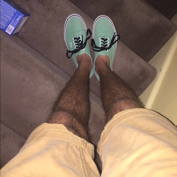 Shorts - Picture 2 of 3